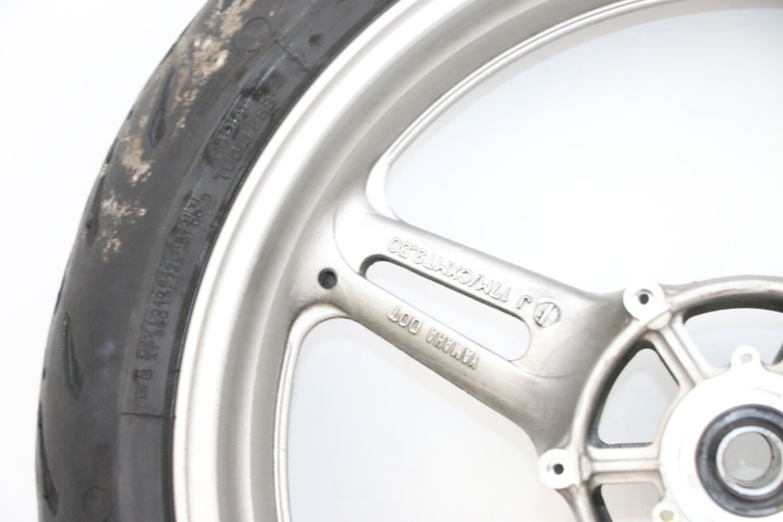 photo de VORDERRADFELGE UND REIFEN YAMAHA FJR ABS 1300 (2006 - 2012) - Zoom auf Komponenten