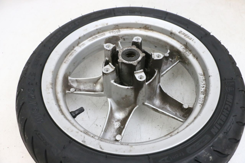 photo de VORDERRADFELGE UND REIFEN MBK FLAME X 125 (2007 - 2016) - Zoom auf Gebrauchszustand