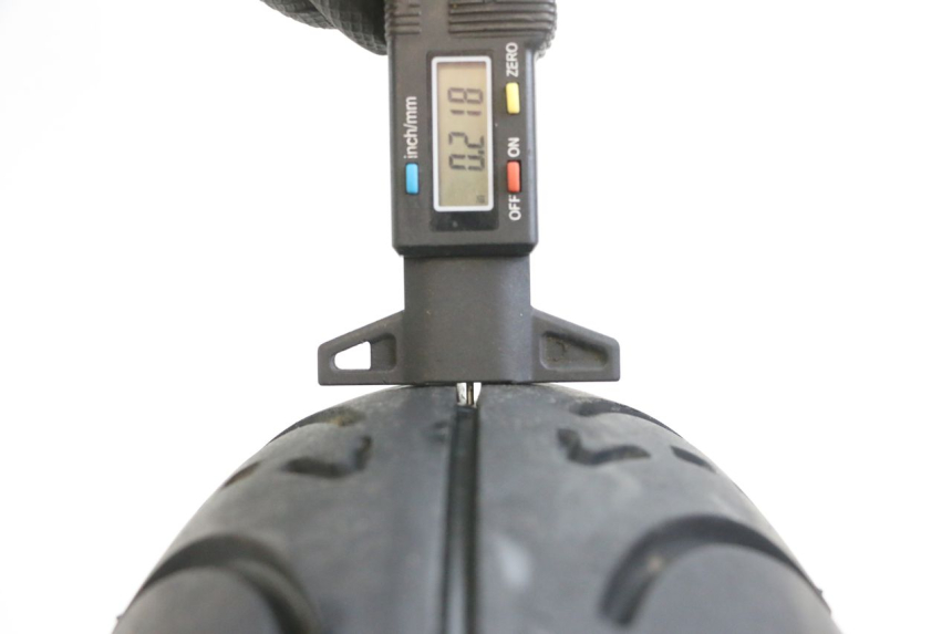 photo de VORDERRADFELGE UND REIFEN PIAGGIO FLY 2T 50 (2004 - 2017)