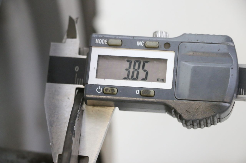 photo de VORDERRADFELGE UND REIFEN PIAGGIO FLY 2T 50 (2004 - 2017)