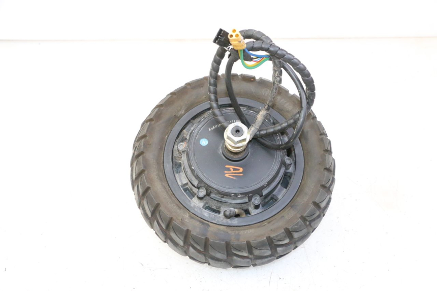 photo de VORDERRADFELGE UND REIFEN KUKIRIN G2 MASTER 1