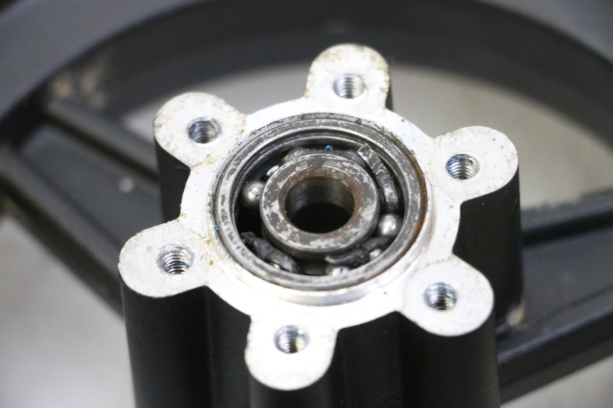 photo de VORDERRADFELGE UND REIFEN HITWAY H5 1