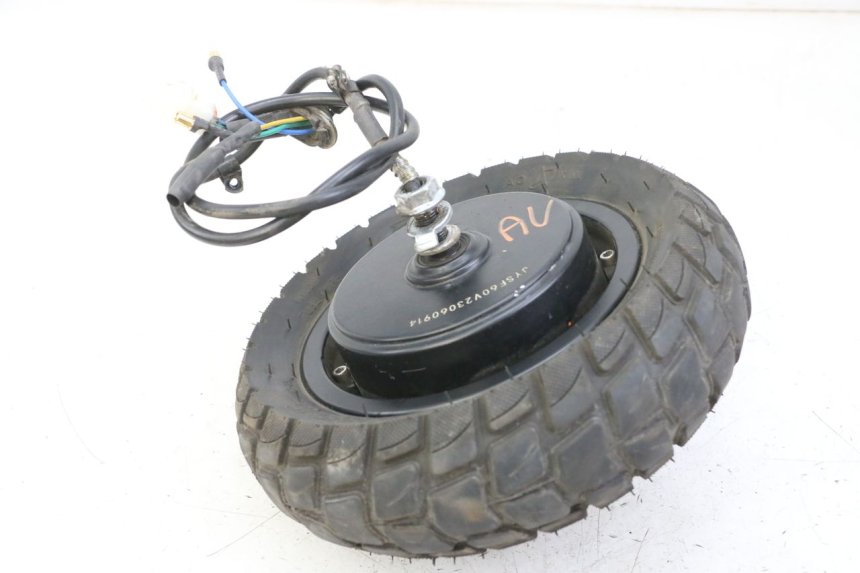photo de VORDERRADFELGE UND REIFEN JOYOR S10-S-Z 1
