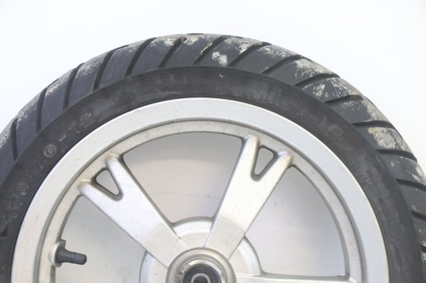 photo de VORDERRADFELGE UND REIFEN PEUGEOT KISBEE 4T 50 (2018 - 2022)