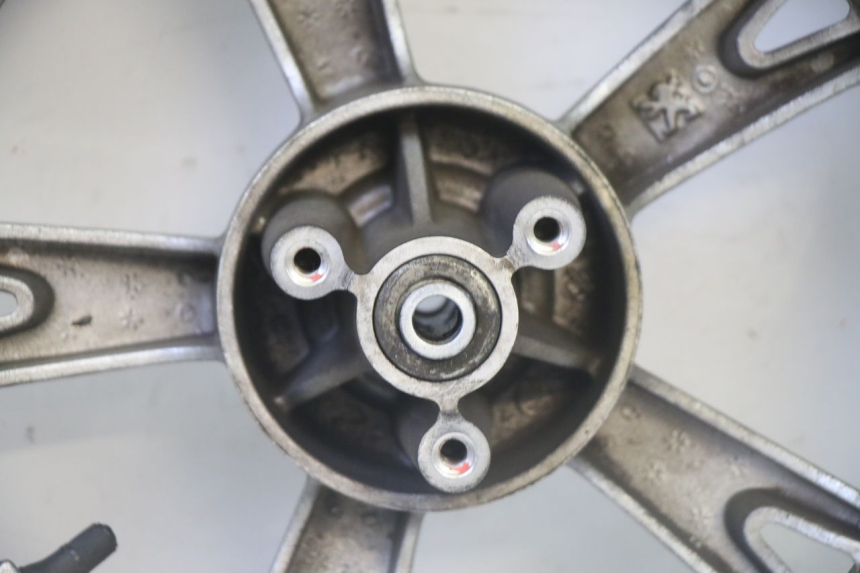 photo de VORDERRADFELGE UND REIFEN PEUGEOT KISBEE 4T 50 (2018 - 2022)