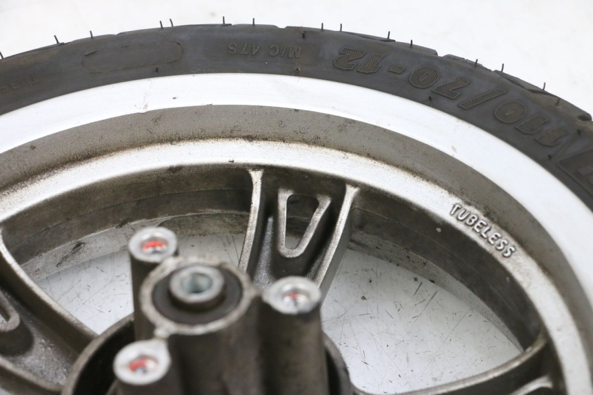 photo de VORDERRADFELGE UND REIFEN PEUGEOT KISBEE 4T 50 (2010 - 2017)