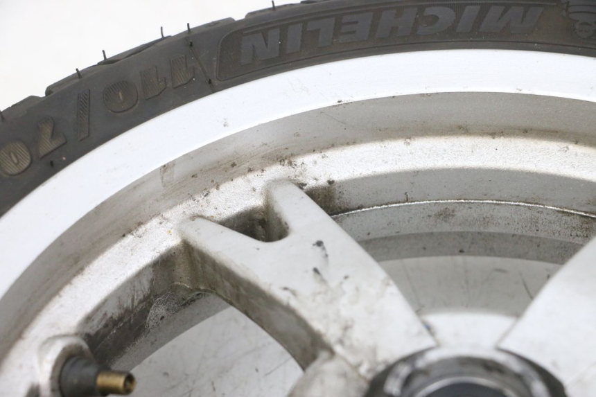 photo de VORDERRADFELGE UND REIFEN PEUGEOT KISBEE 4T 50 (2010 - 2017)