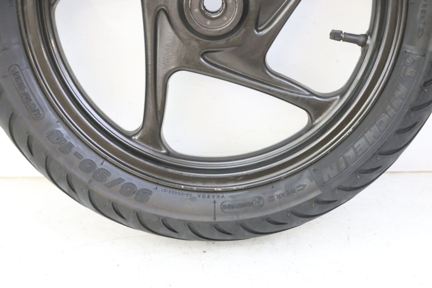 photo de VORDERRADFELGE UND REIFEN LIGIER PULSE 3 1 (2014 - 2020)
