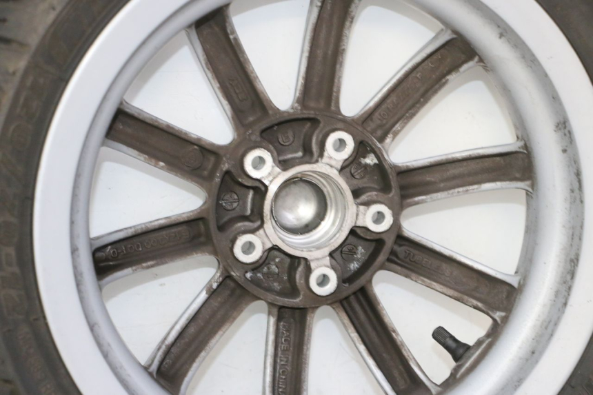 photo de VORDERRADFELGE UND REIFEN PIAGGIO MP3 RL 250 (2007 - 2010)