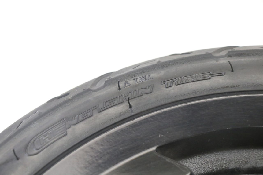 photo de VORDERRADFELGE UND REIFEN SYM ORBIT III 3 4T 50 (2021 - 2025)