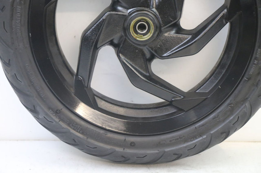photo de VORDERRADFELGE UND REIFEN SYM ORBIT III 3 4T 50 (2021 - 2025)