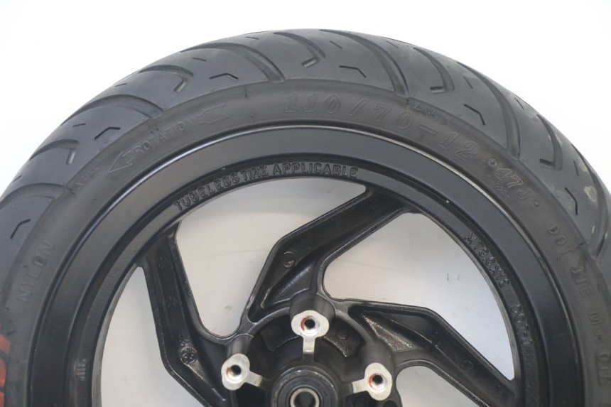 photo de VORDERRADFELGE UND REIFEN SYM ORBIT III 3 4T 50 (2021 - 2025)