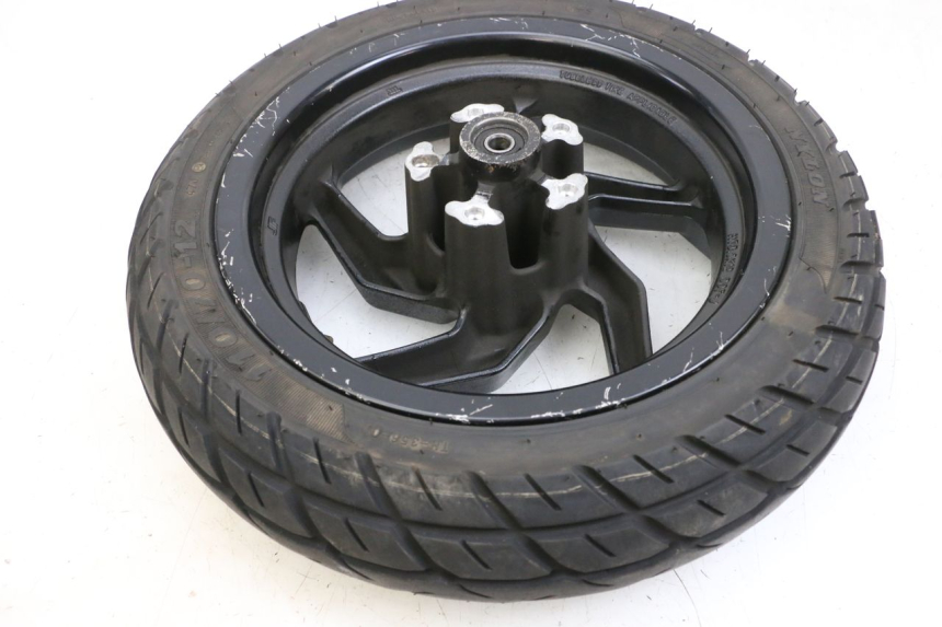 photo de VORDERRADFELGE UND REIFEN SYM ORBIT III 3 4T 50 (2021 - 2025) - Alternative Perspektive