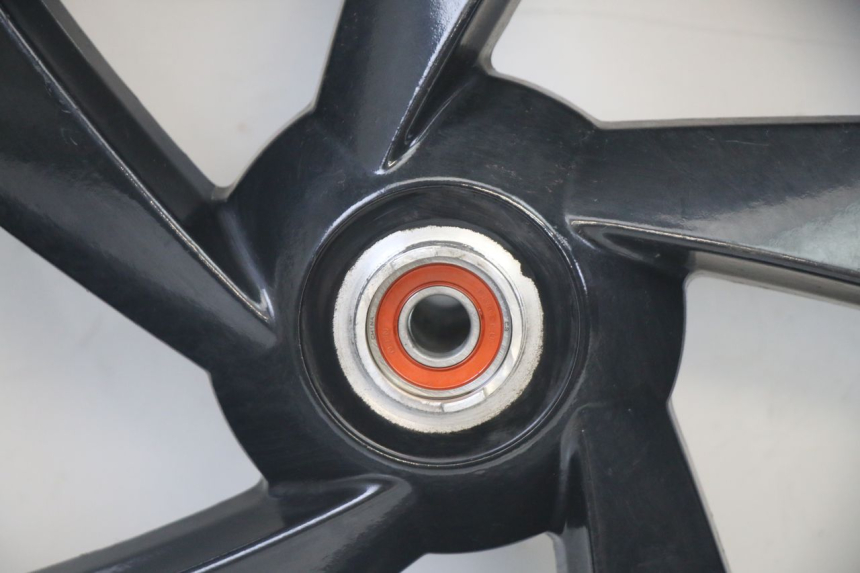 photo de VORDERRADFELGE UND REIFEN PEUGEOT CITYSTAR 2T 50 (2018 - 2021)