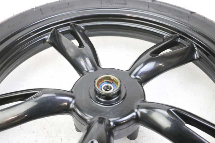 photo de VORDERRADFELGE UND REIFEN PEUGEOT TWEET 4T 50 (2023 - 2025)
