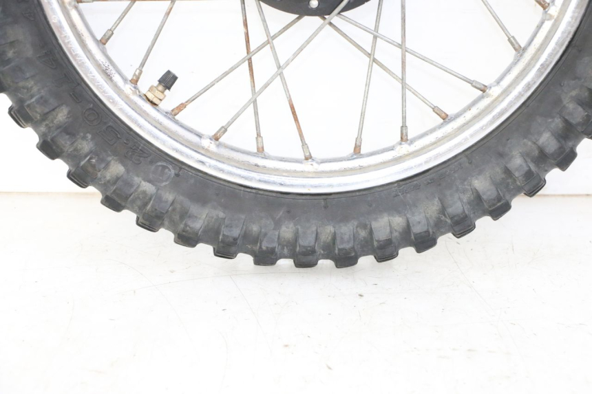 photo de VORDERRADFELGE UND REIFEN YAMAHA PW 80 (1983 - 2014)