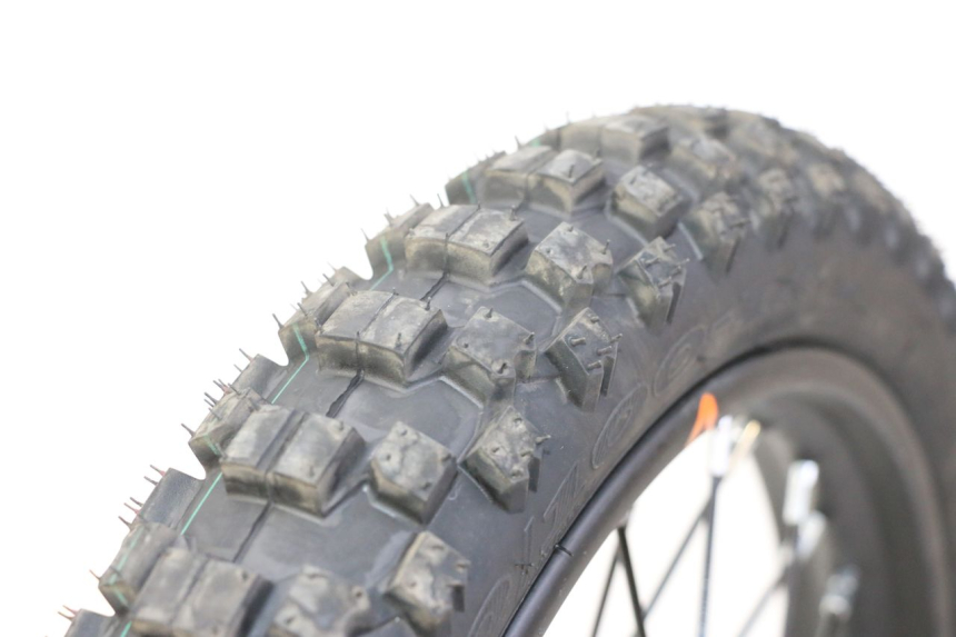 photo de VORDERRADFELGE UND REIFEN APOLLO RFZ 125