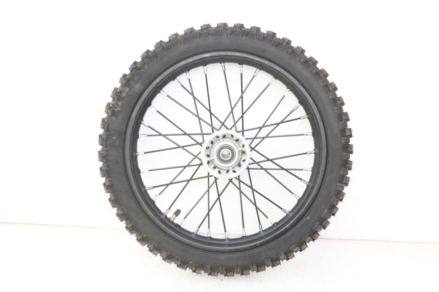 photo de VORDERRADFELGE UND REIFEN APOLLO RFZ 125