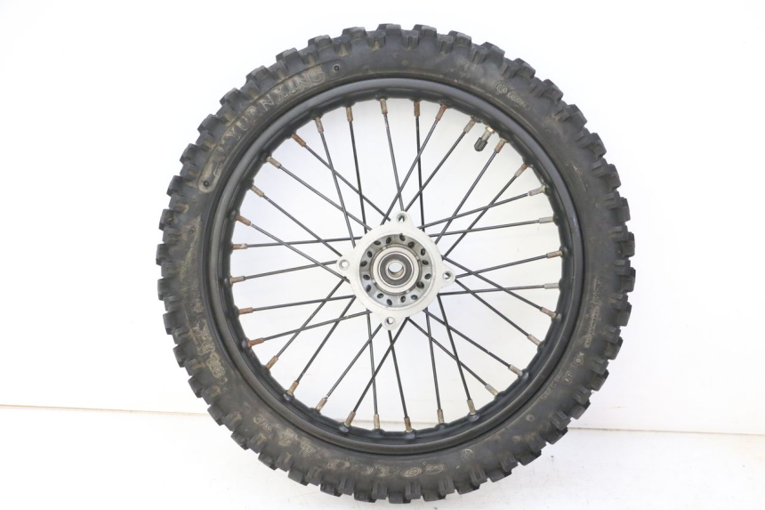 photo de VORDERRADFELGE UND REIFEN APOLLO RFZ 125