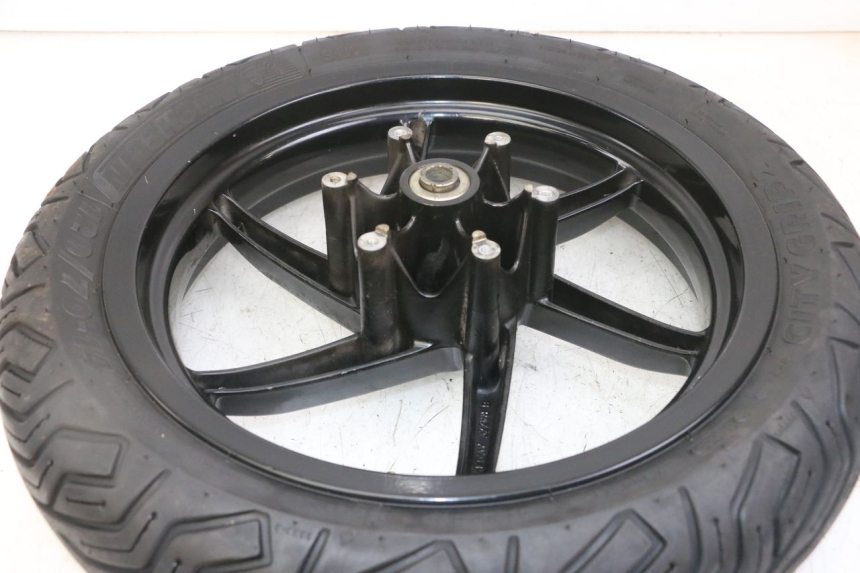 photo de VORDERRADFELGE UND REIFEN GILERA RUNNER SL 50 (2006 - 2009)