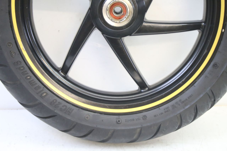 photo de VORDERRADFELGE UND REIFEN GILERA RUNNER SP 50 (2006 - 2008)