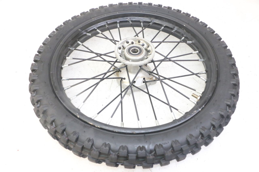photo de VORDERRADFELGE UND REIFEN APOLLO RXF 125