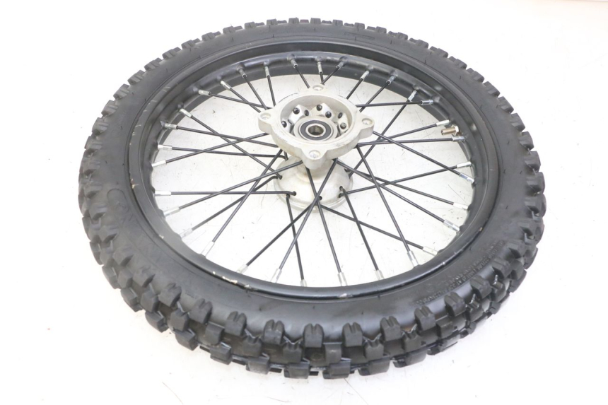photo de VORDERRADFELGE UND REIFEN APOLLO RXF 125