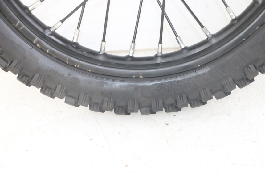 photo de VORDERRADFELGE UND REIFEN APOLLO RXF 125
