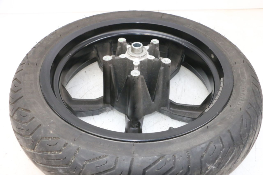 photo de VORDERRADFELGE UND REIFEN PEUGEOT SATELIS 125 (2013 - 2018) - Alternative Perspektive