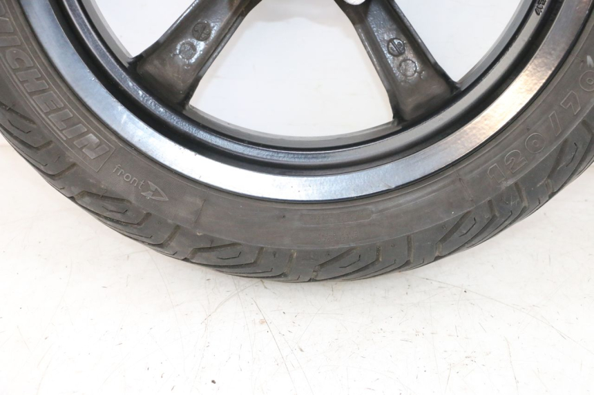 photo de VORDERRADFELGE UND REIFEN PEUGEOT SATELIS 125 (2013 - 2018) - Kennzeichnungen und Originalreferenzen