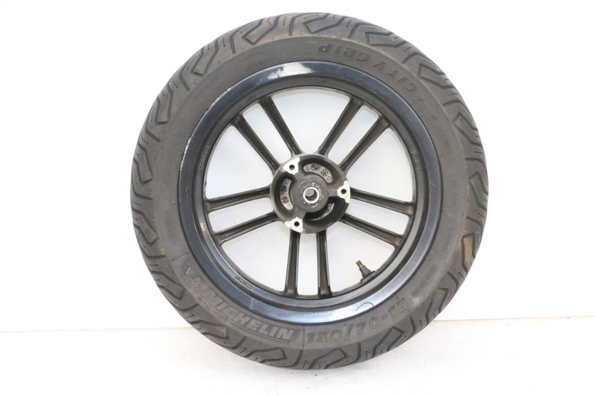 photo de VORDERRADFELGE UND REIFEN PEUGEOT SPEEDFIGHT 4 4T EFI 50 (2021 - 2025) - Detailansicht des Bauteils