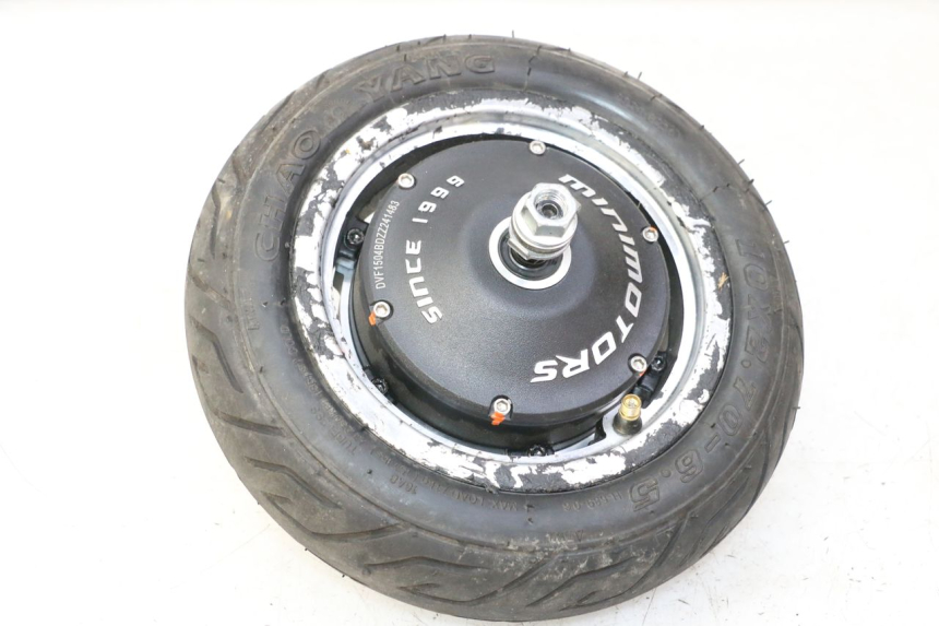 photo de VORDERRAD UND REIFEN DUALTRON VICTOR LIMITED 1
