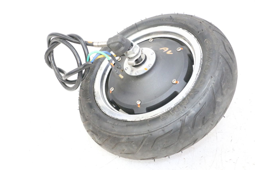 photo de VORDERRAD UND REIFEN DUALTRON VICTOR LIMITED 1