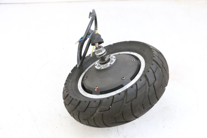 photo de VORDERRAD UND REIFEN DUALTRON VICTOR LIMITED 1