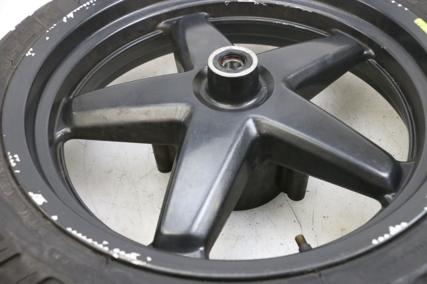 photo de VORDERRADFELGE UND REIFEN YAMAHA XMAX X-MAX 125 (2006 - 2009) - Alternative Perspektive