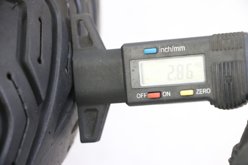 photo de VORDERRADFELGE UND REIFEN PIAGGIO XEVO - X EVO 125 (2007 - 2016)