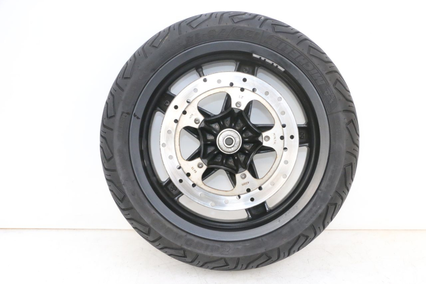 photo de VORDERRADFELGE UND REIFEN PIAGGIO XEVO - X EVO 125 (2007 - 2016) - Detailansicht des Bauteils