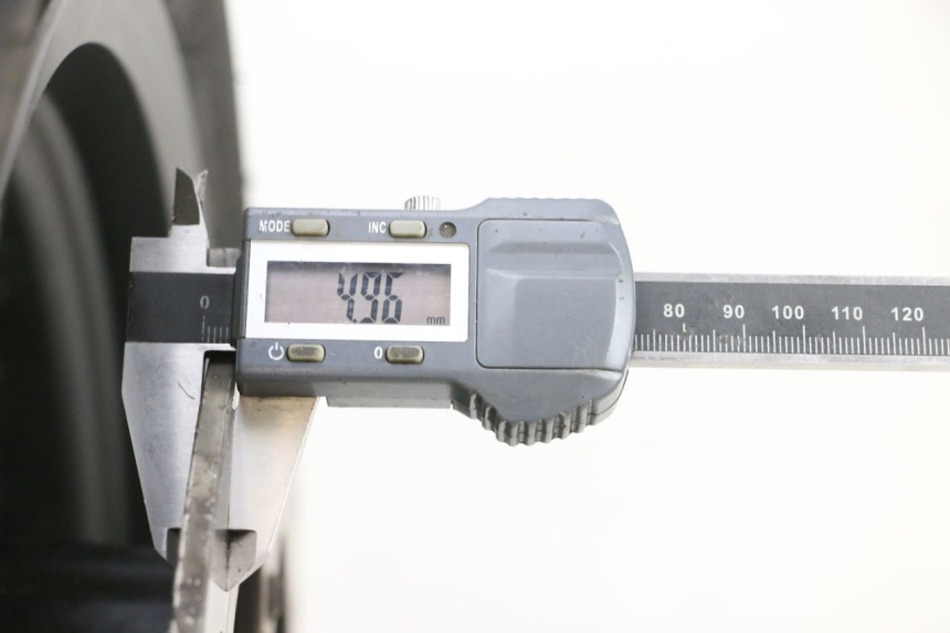 photo de VORDERRADFELGE UND REIFEN PIAGGIO XEVO - X EVO 125 (2007 - 2016) - Alternative Perspektive