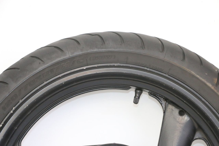 photo de VORDERRADFELGE UND REIFEN YAMAHA FZS FAZER 600 (2001 - 2003)
