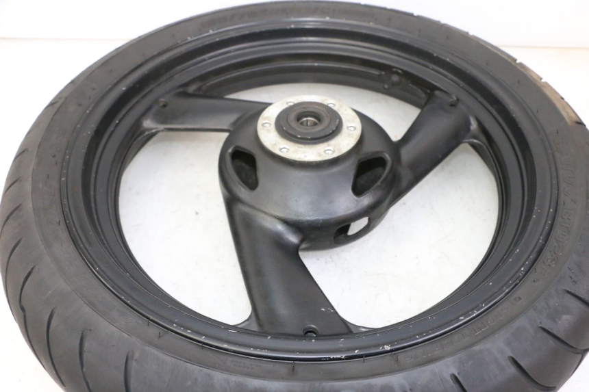 photo de VORDERRADFELGE UND REIFEN YAMAHA FZS FAZER 600 (2001 - 2003)