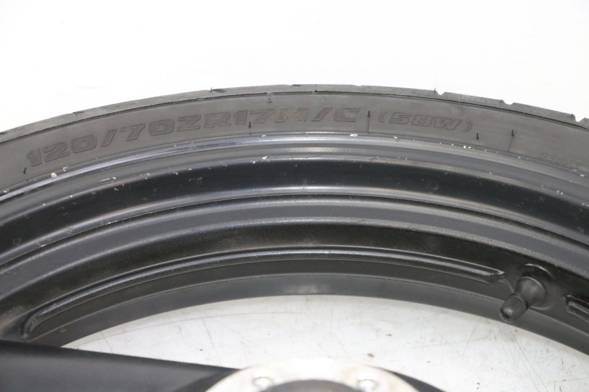 photo de VORDERRADFELGE UND REIFEN YAMAHA FZS FAZER 600 (2001 - 2003)