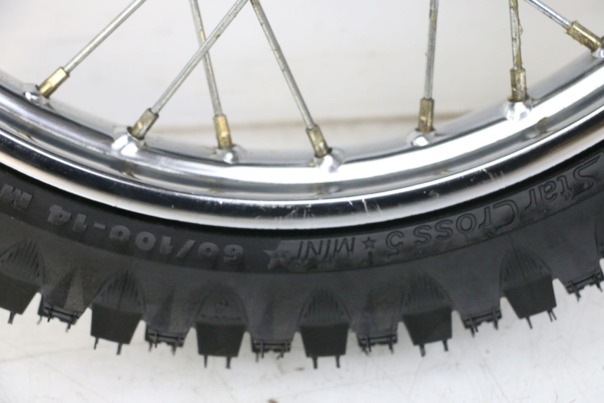 photo de VORDERRADFELGE UND REIFEN YAMAHA PW 80 (1983 - 2014)