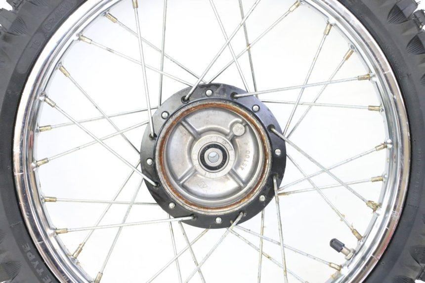 photo de VORDERRADFELGE UND REIFEN YAMAHA PW 80 (1983 - 2014)