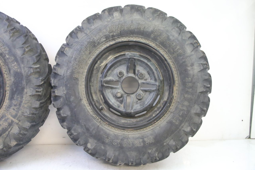 photo de VORDERRADFELGE UND REIFEN YAMAHA YFM BRUIN 350 (2003 - 2009)