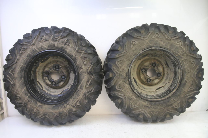 photo de VORDERRADFELGE UND REIFEN YAMAHA YFM GRIZZLY 550 (2008 - 2015)
