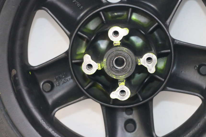 photo de VORDERRADFELGE UND REIFEN YAMAHA YP MAJESTY 125 (2002 - 2006)