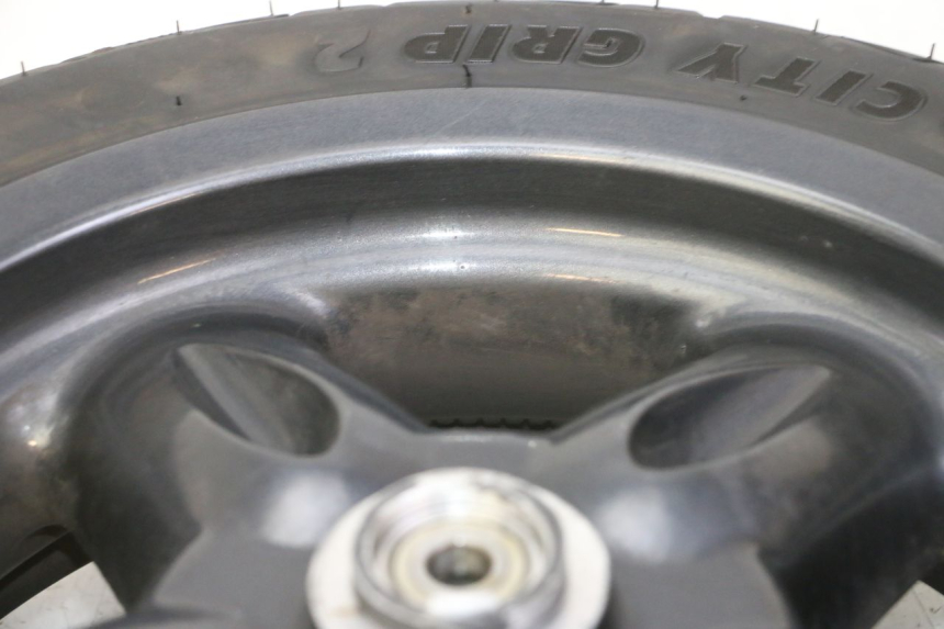 photo de VORDERRADFELGE UND REIFEN YAMAHA YP MAJESTY 125 (2007 - 2010)