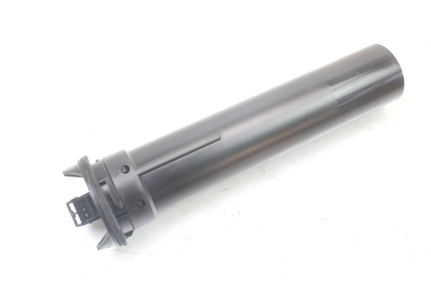 photo de TANKGEBER PIAGGIO BEVERLY 125 (1998 - 2005) - Hauptansicht