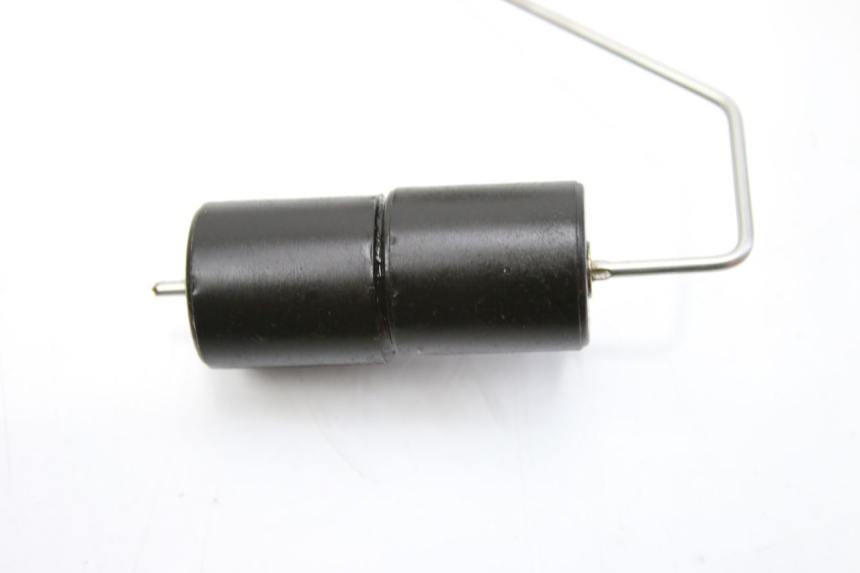 photo de KRAFTSTOFFTANKMESSSTAB SUZUKI CP 80 (1985 - 1996)