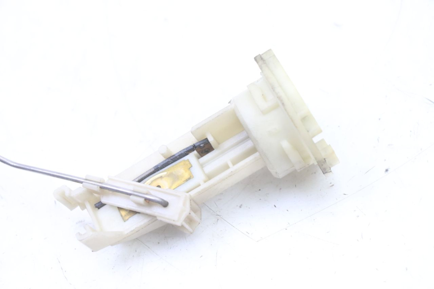 photo de KRAFTSTOFFTANKMESSSTAB PEUGEOT ELYSTAR 50 (2002 - 2014)